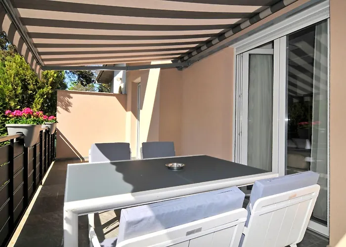 Silver アパート シオーフォク