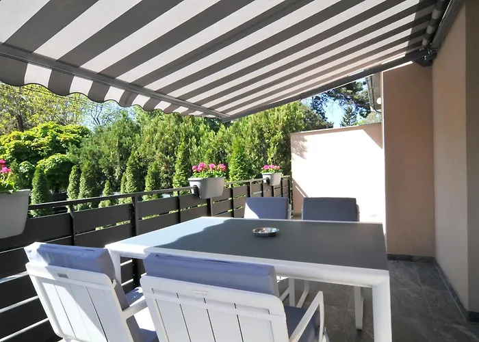 Silver アパート シオーフォク